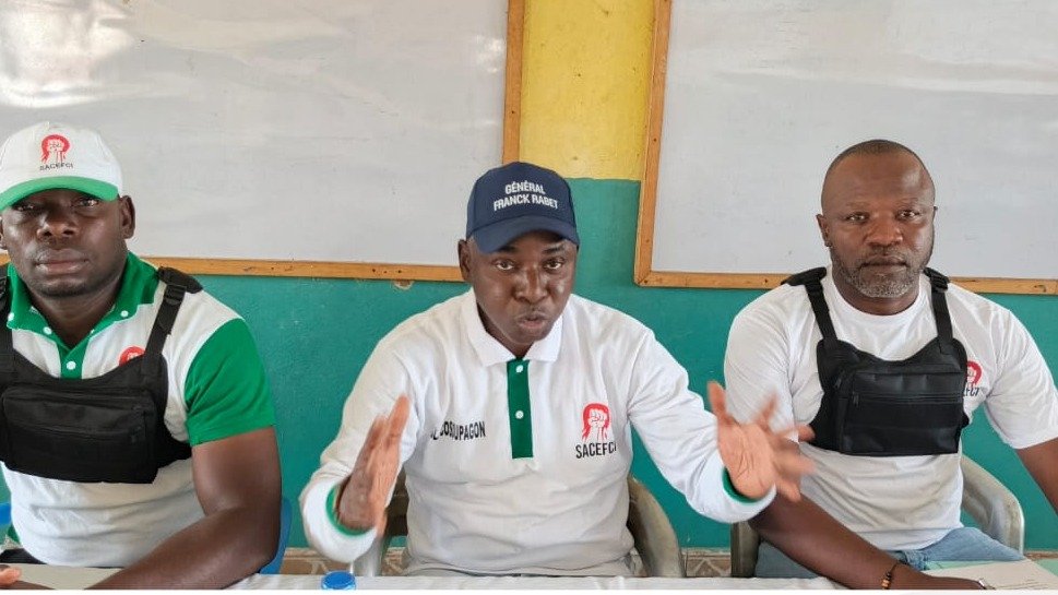 Côte d’Ivoire/Eaux et Forêts : le Bureau exécutif du SACEFCI s’insurge contre les allégations contre le Ministre Jacques Assahoré Konan